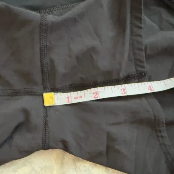 Lululemon Run Times Short II *4" Black (First Release) *Flawed - Picture 4 of 14